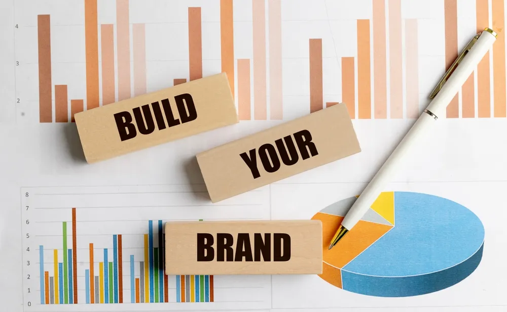 How Online Networking Helps You Build a Strong Professional Brand?