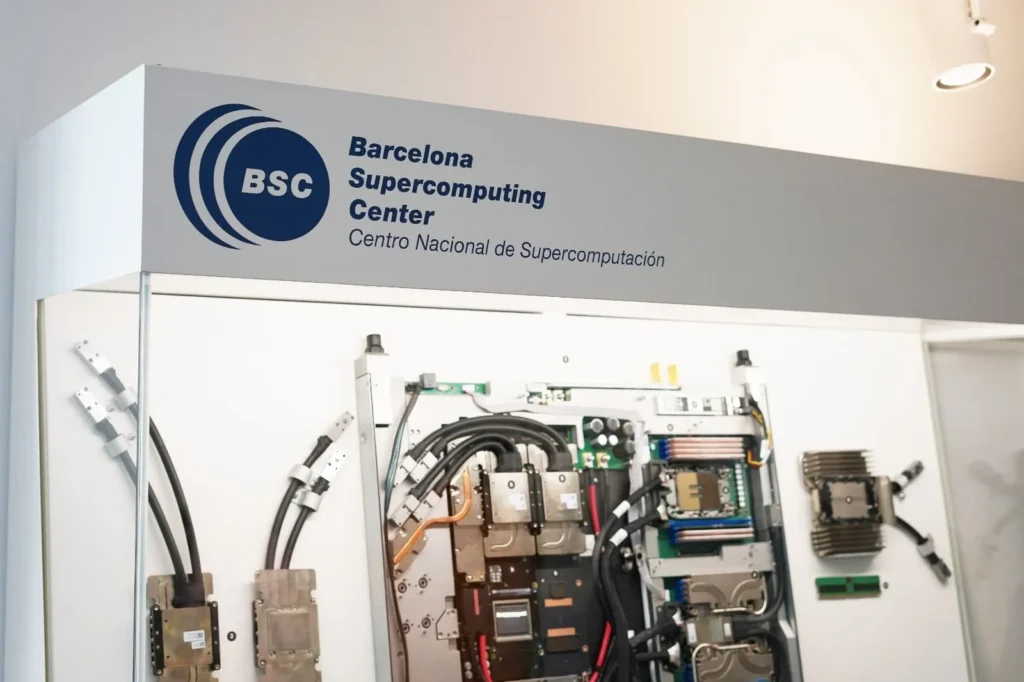 Exploring the Future of Innovation – Student Field-featured